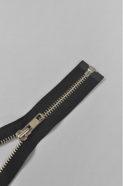 ZIP045  4號拉鏈  銀色拉鏈  金屬單頭拉鏈  開尾拉鏈 不設單獨拉鍊訂購 細節-1